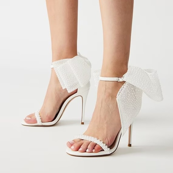 Steve Madden, the Benni Pearl Embellished Bow Dress Sandals SIZE 8 - Picture 1 of 5